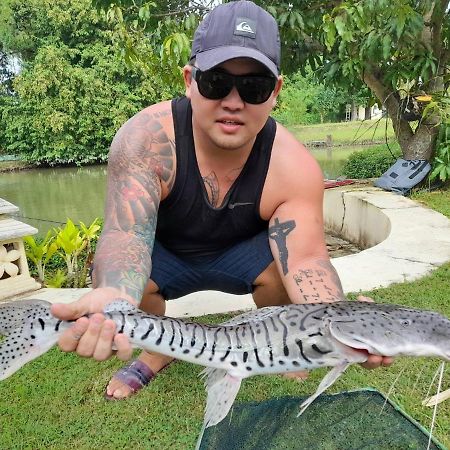 Llamados Fishing Lake San Kamphaeng Екстериор снимка